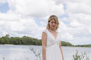 vestido de novia con corte imperio escote en V