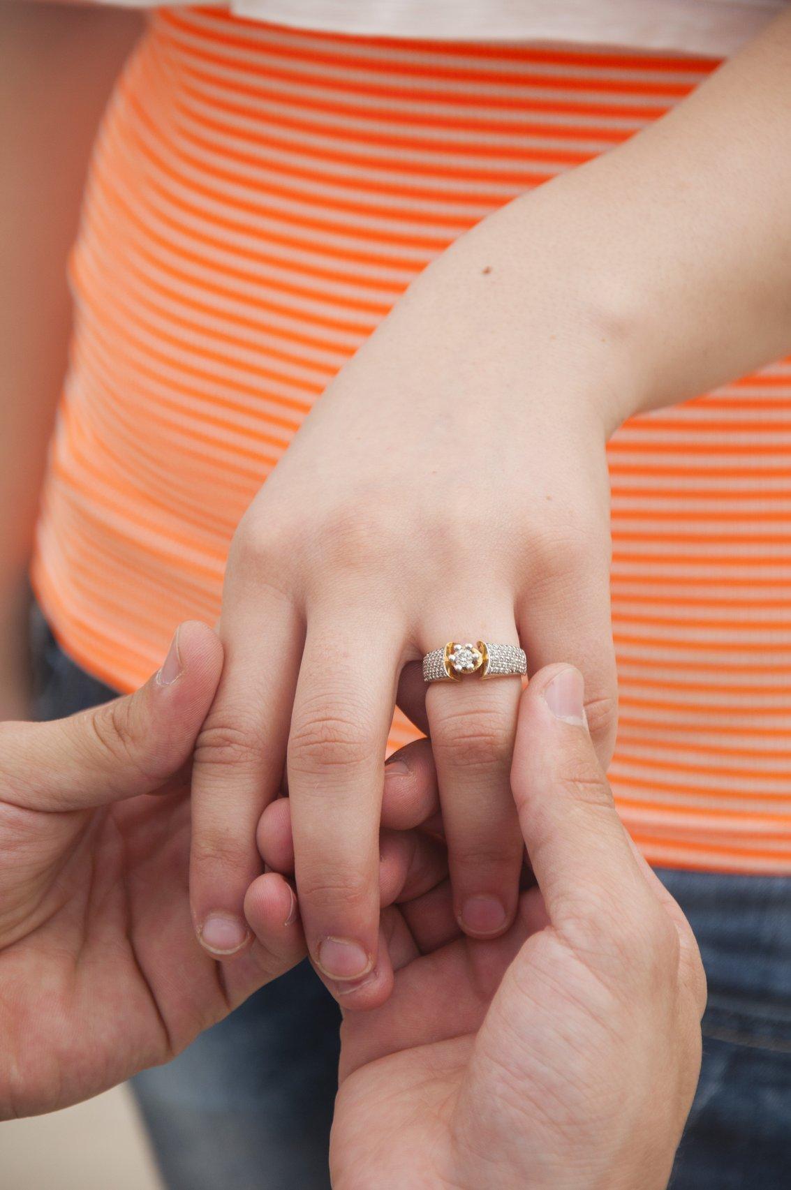 anillo de promesa