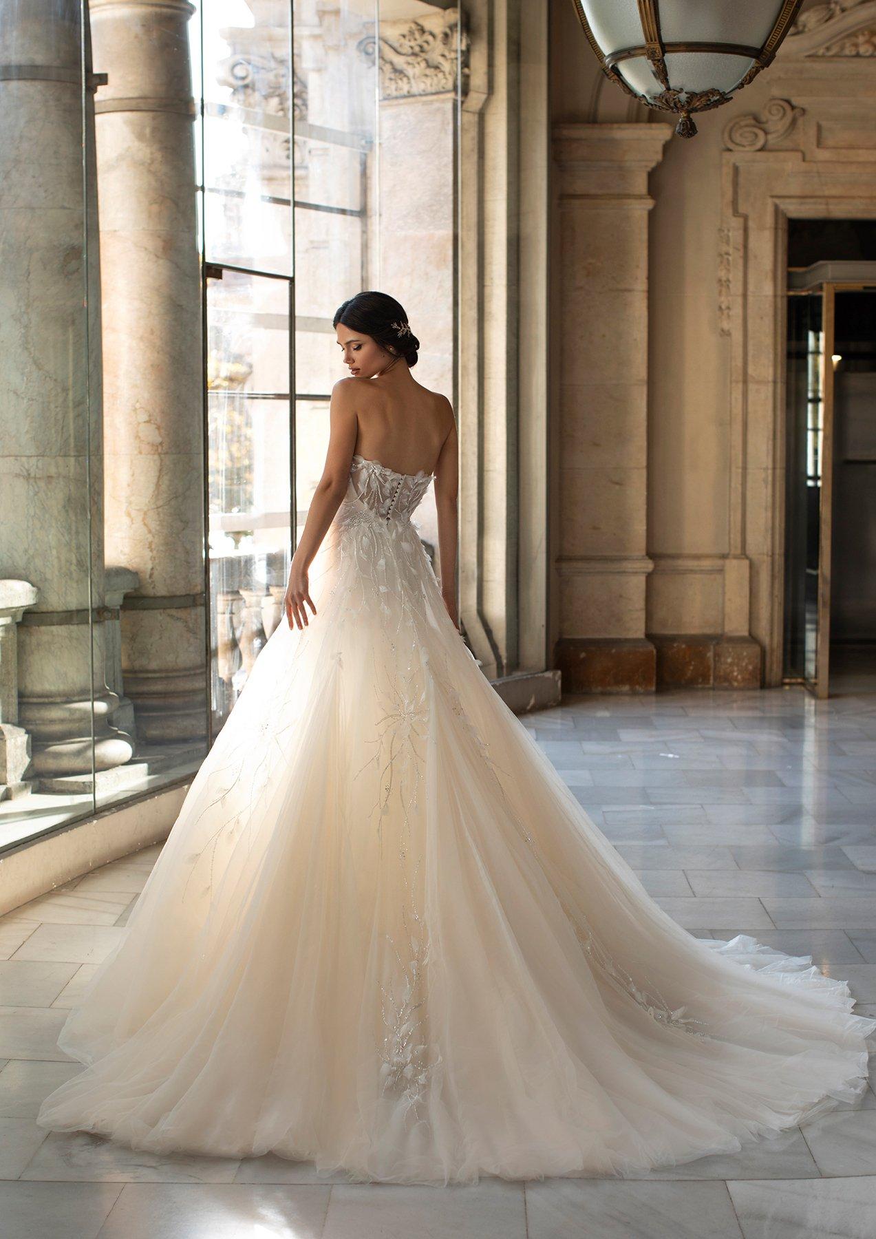 Pronovias