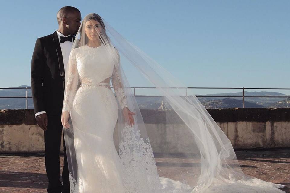 15 vestidos de novia para fans de Kim Kardashian, ¡que está de aniversario!