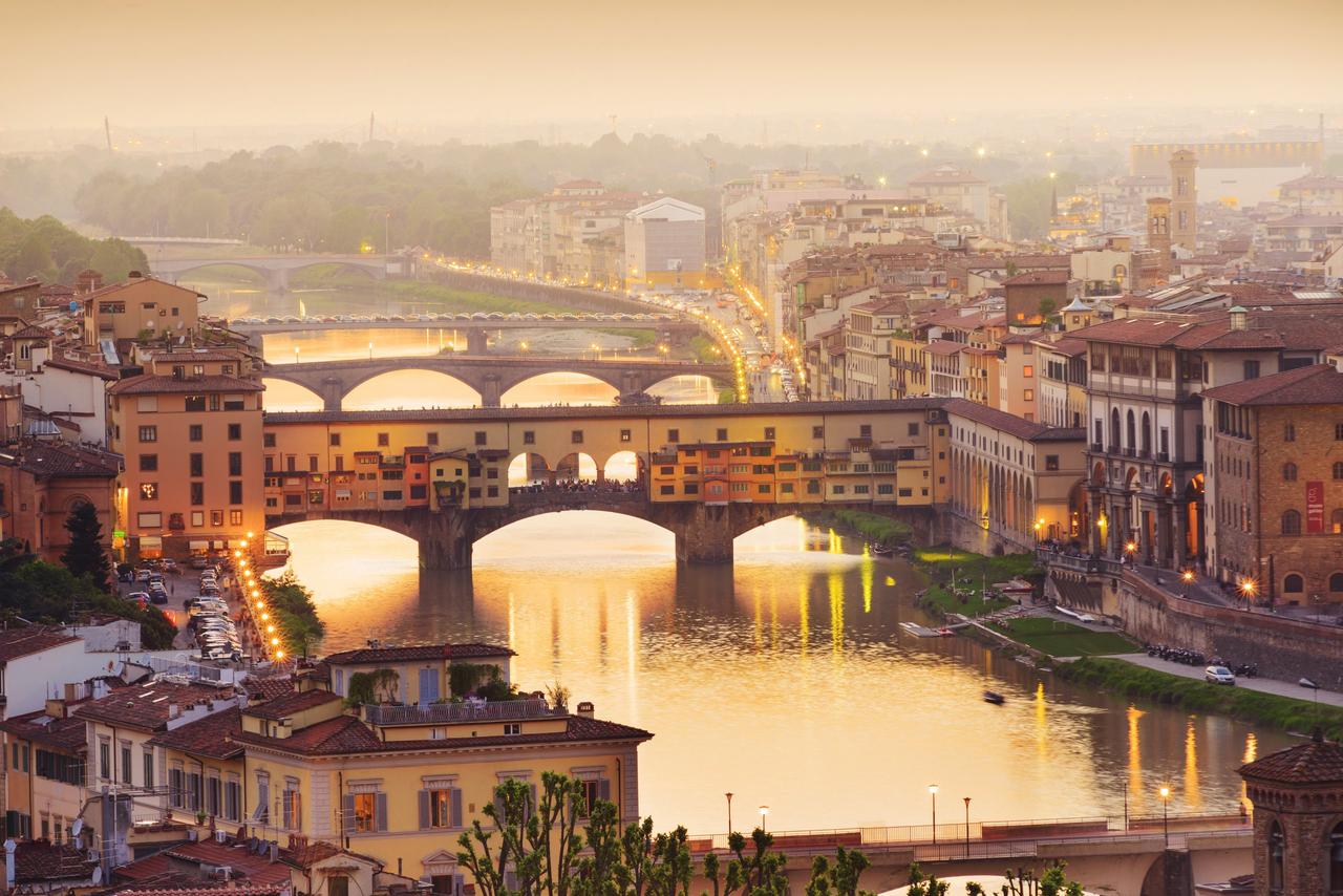 puentes de Florencia, Italia