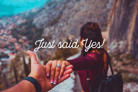 ¡Su propuesta de matrimonio puede ser premiada en el sorteo #JustSaidYes!