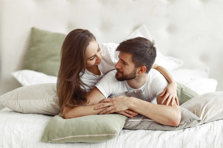 Monotonía en pareja, 8 consejos extraordinarios para evitar la rutina en tu relación