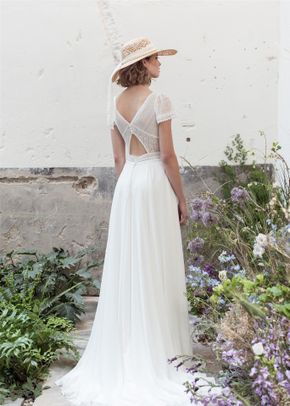 BELLA, Fara Sposa