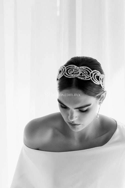 CLEVER, Maria Elena Headpieces