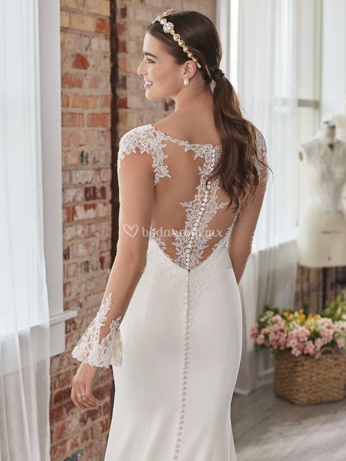 Hayes, Maggie Sottero