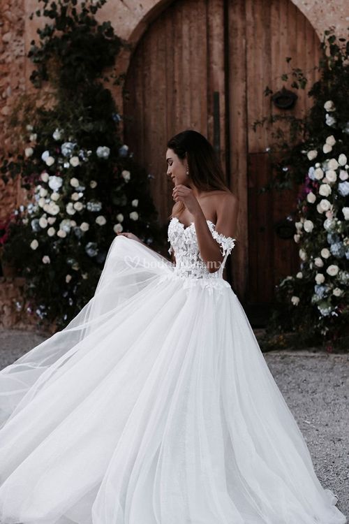 Caprice, Allure Bridals