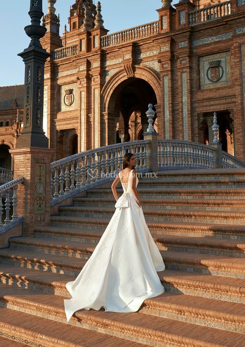 FERNANDA, Pronovias