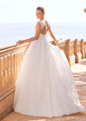 DANA, Pronovias