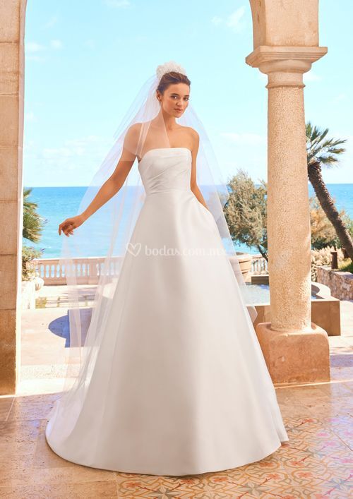 ERIN, Pronovias