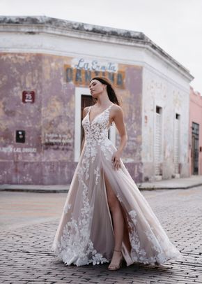 9956, Allure Bridals