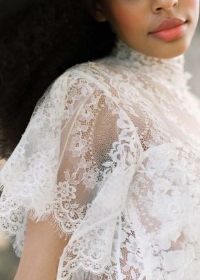 GRACE, Claire Pettibone