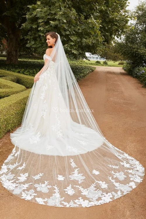 y22265, Mon Cheri Bridals