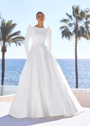 sadia, Pronovias