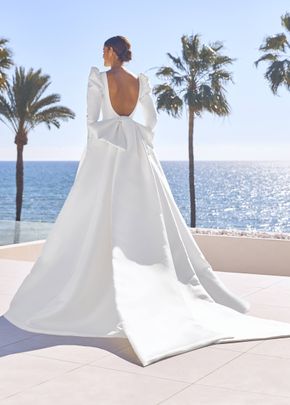 sadia, Pronovias