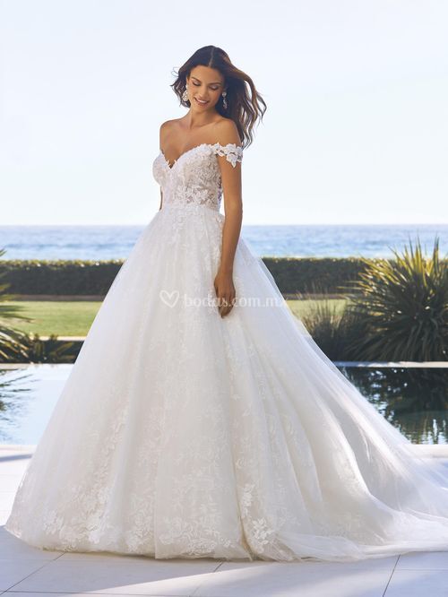 delphine, Pronovias