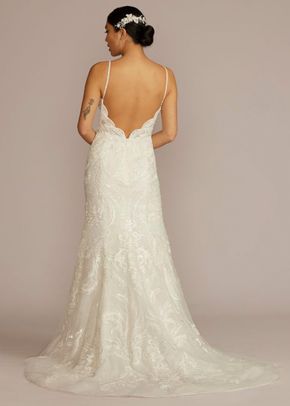 8001879_GalinaSignature_OI2022, David's Bridal