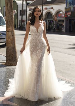 ANGELA, Pronovias