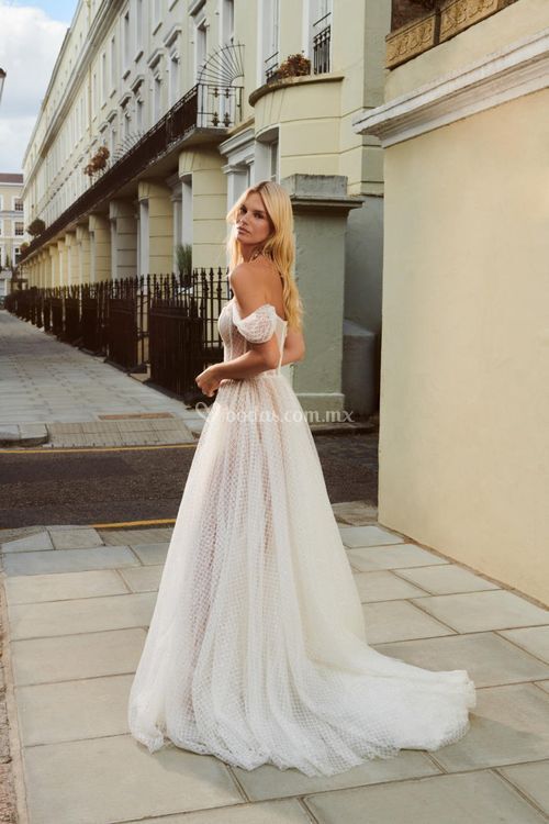 DEE, Galia Lahav