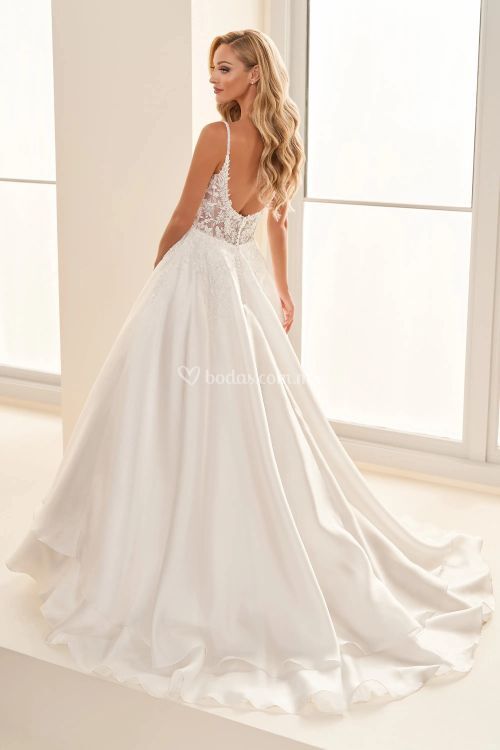 E2526, Mon Cheri Bridals