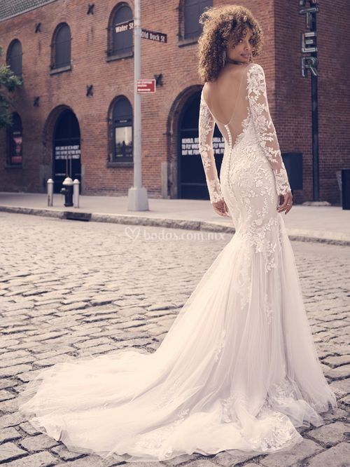 Glenrowan, Maggie Sottero