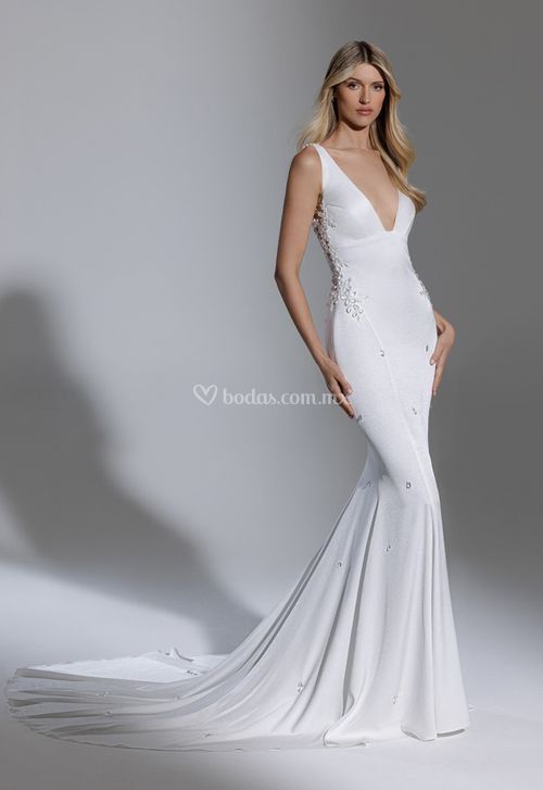 4956T, Pnina Tornai