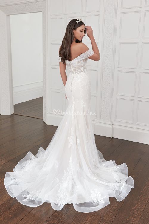 44370, Sincerity Bridal