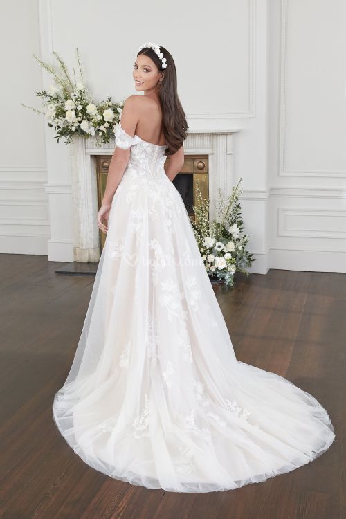 44372, Sincerity Bridal