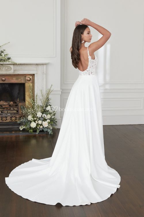 44374, Sincerity Bridal