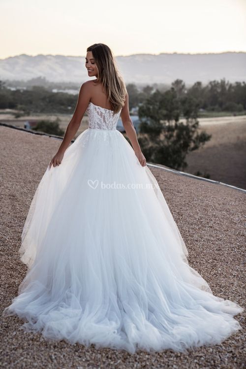 A1104, Allure Bridals