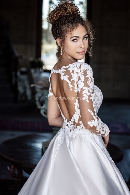 A1105, Allure Bridals