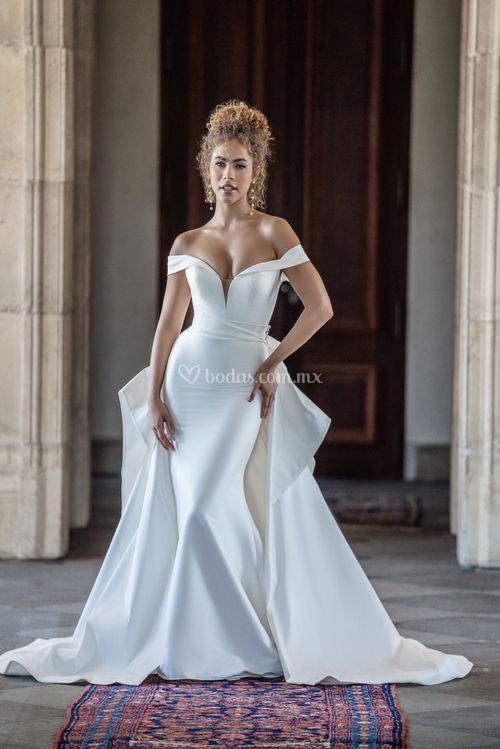 A1113, Allure Bridals