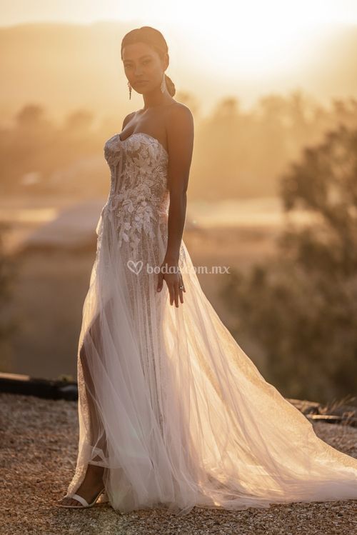 A1115, Allure Bridals