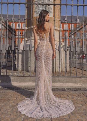 Kendall, Galia Lahav