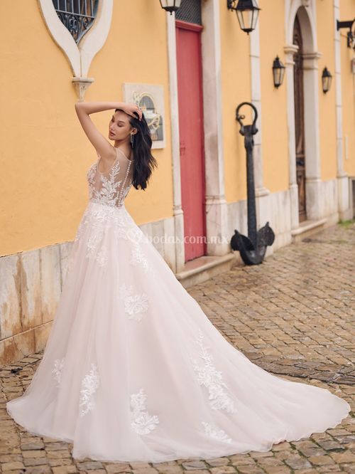 Lindsey, Maggie Sottero