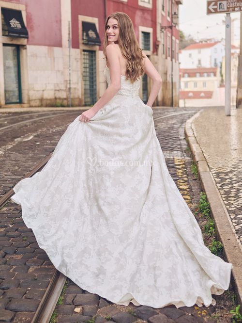 Amber, Maggie Sottero