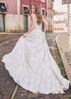 Amber, Maggie Sottero