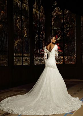 18, Tiscareno Bridal Couture