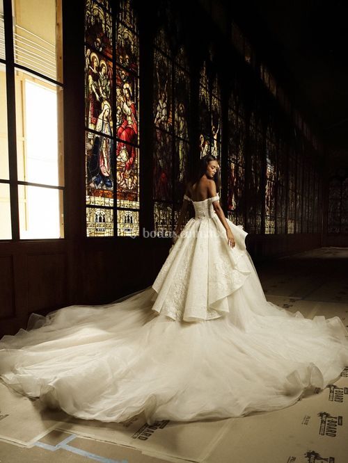 29, Tiscareno Bridal Couture