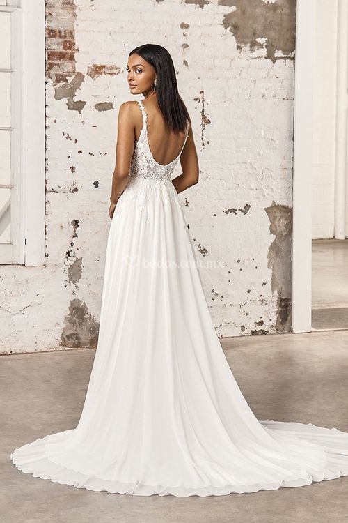 44382, Sincerity Bridal