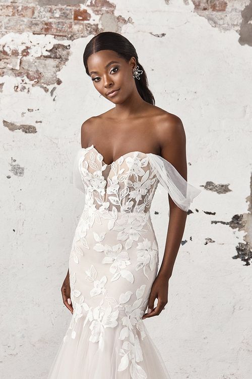 44403, Sincerity Bridal