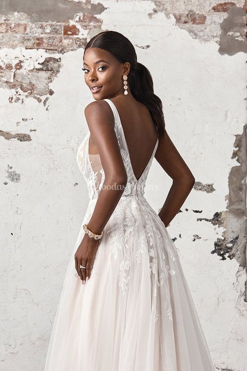 44406, Sincerity Bridal