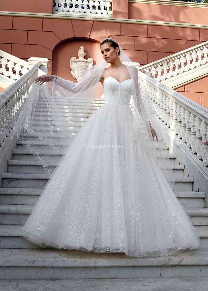 Novia Demetrios: vestidos de novia, ceremonia y vestidos de noche