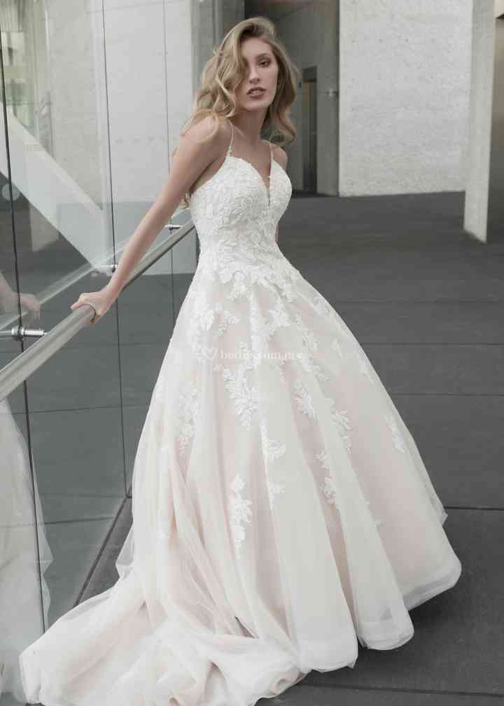 Vestidos de Novia de Essence - Bodas.com.mx