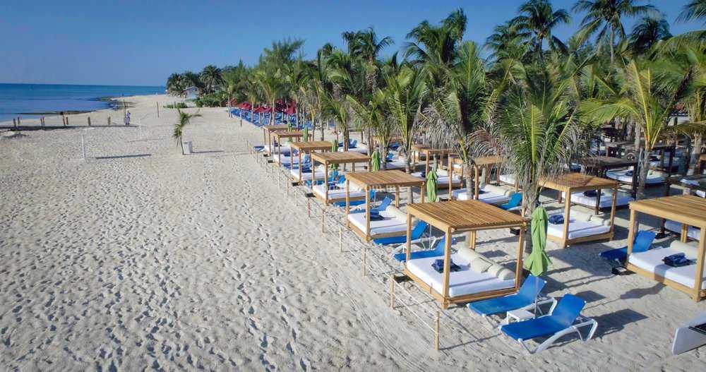 Resultado de imagen de Azul Fives Beach Hotel & Residences