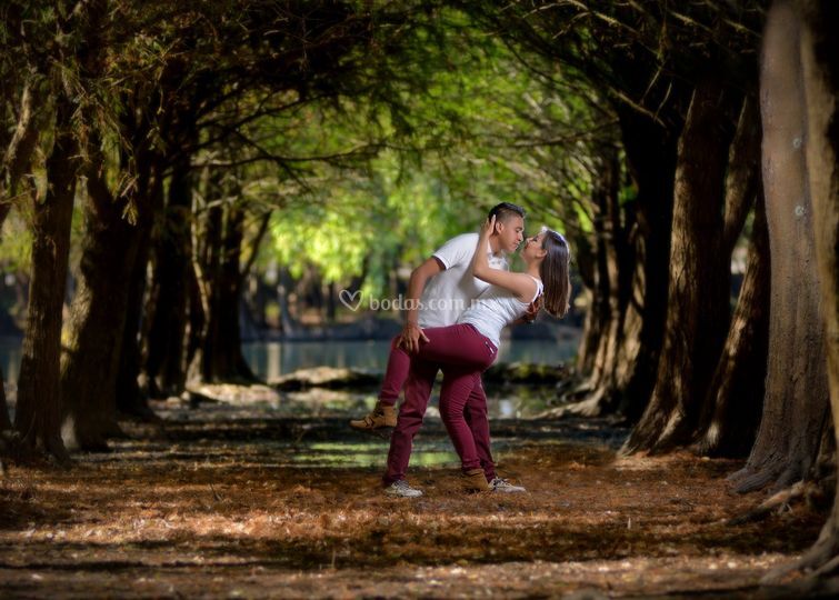 Help! Outfit para Save the Date en bosque+lago 🌲🌳🏞 12