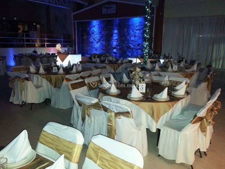 Salón De Eventos Quetzal 