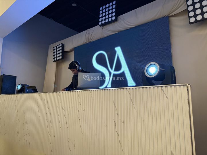 Innova DJ's