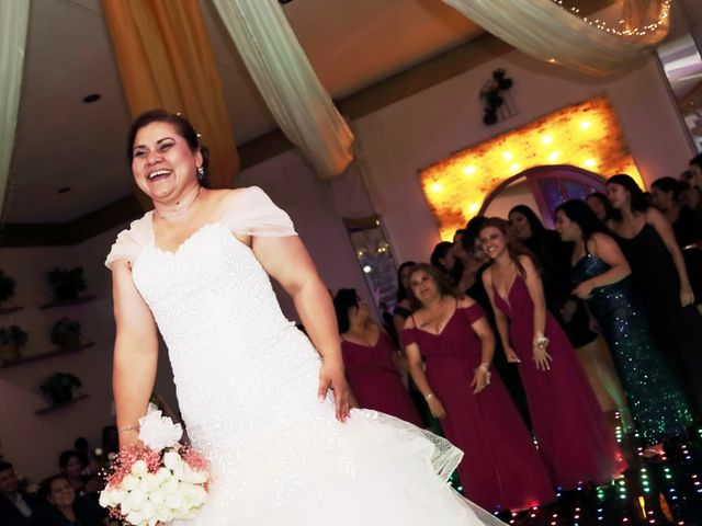 La boda de Eduardo  y Silvia en Naucalpan, Estado México 8