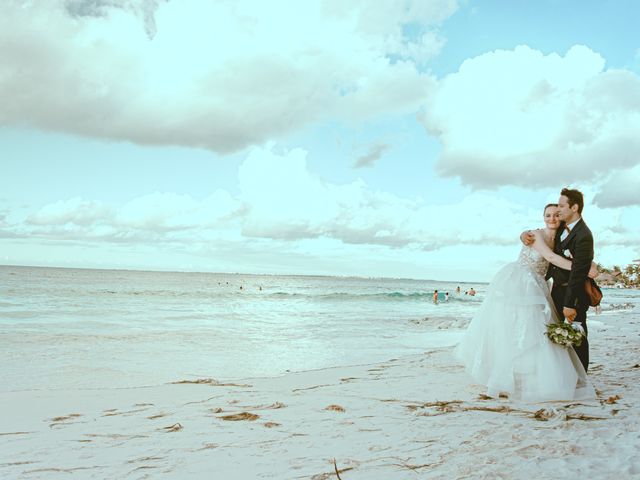 La boda de Antonio y Clemence en Cancún, Quintana Roo 1